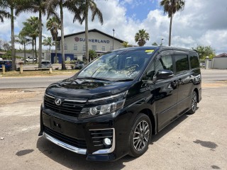 2017 Toyota Voxy Zs