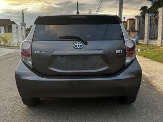 2012 Toyota Aqua