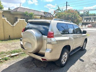 2011 Toyota Prado