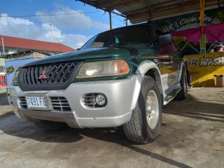 2003 Mitsubishi Montero Sport