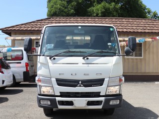 2014 Mitsubishi Canter