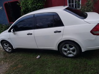 2010 Nissan Tiida