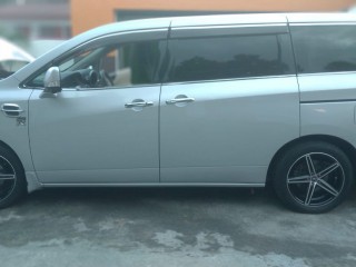 2012 Nissan Elgrand for sale in Kingston / St. Andrew, Jamaica