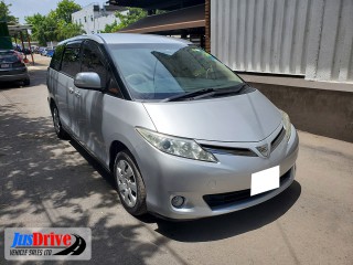 2013 Toyota ESTIMA for sale in Kingston / St. Andrew, Jamaica