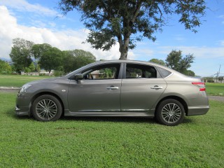 2014 Nissan SYLPHY for sale in Kingston / St. Andrew, Jamaica