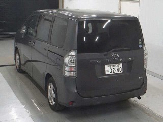 2014 Toyota Voxy for sale in Kingston / St. Andrew, Jamaica