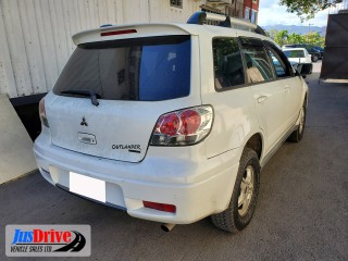 2004 Mitsubishi Outlander