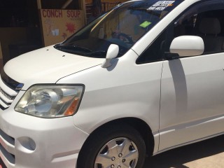 2006 Toyota Noah for sale in St. James, Jamaica