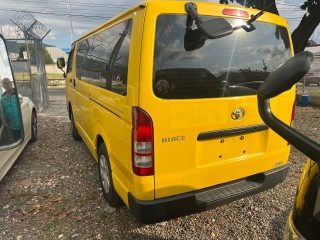 2015 Toyota Hiace