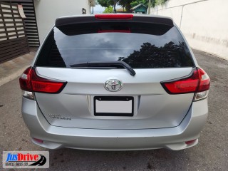 2015 Toyota Corolla Fielder