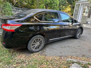 2014 Nissan Bluebird Sylphy 
$1,400,000