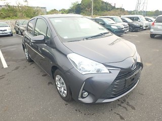 2018 Toyota vitz