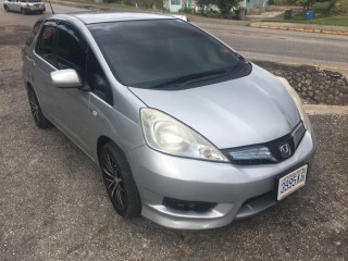 2013 Honda Fit Shuttle