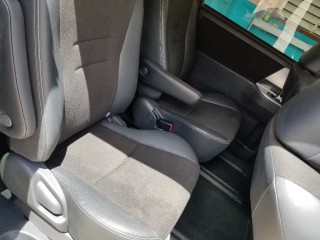 2013 Toyota Voxy for sale in Manchester, Jamaica