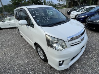 2011 Toyota Noah Si for sale in Manchester, Jamaica