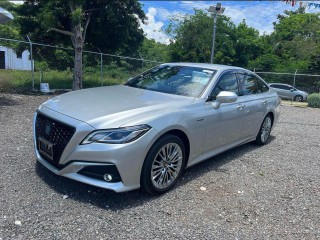 2019 Toyota Crown