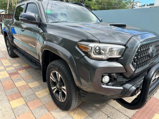 2018 Toyota Tacoma 4 X 4 
$6,600,000