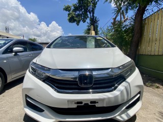 2017 Honda Fit hybrid for sale in Kingston / St. Andrew, Jamaica