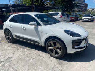 2022 Porsche MACAN