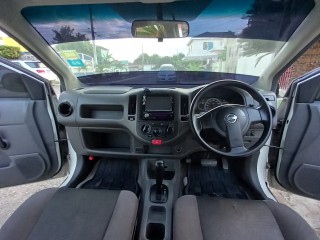 2012 Nissan AD Wagon
$580,000