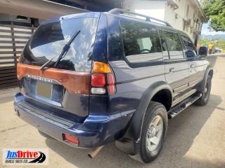 2003 Mitsubishi montero sports