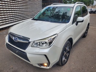 2015 Subaru FORESTER XT