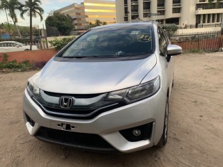 2015 Honda Fit Hybrid for sale in Kingston / St. Andrew, Jamaica