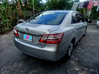 2012 Toyota Premio