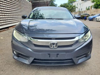 2016 Honda CIVIC
$1,990,000