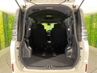 2018 Toyota VOXY
$4,100,000