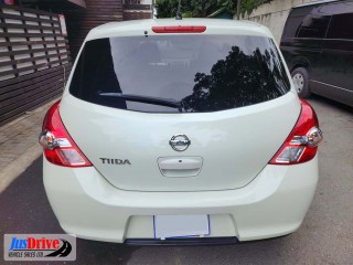 2011 Nissan TIIDA