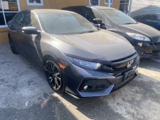 2018 Honda Civic Touring