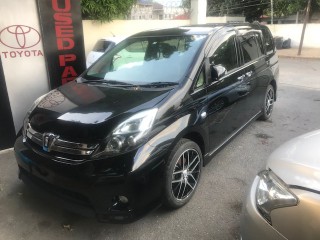 2013 Toyota Isis for sale in Kingston / St. Andrew, Jamaica