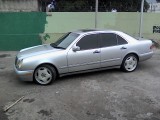1998 Mercedes Benz e420 for sale in Kingston / St. Andrew, Jamaica