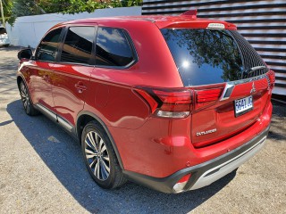 2019 Mitsubishi OUTLANDER for sale in Kingston / St. Andrew, Jamaica