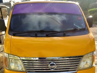 2010 Nissan Urvan