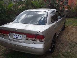 2004 Nissan Sunny