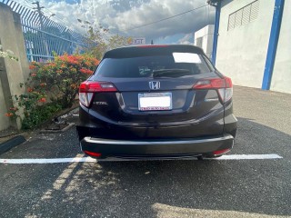 2015 Honda Hrv  Vezel for sale in Kingston / St. Andrew, Jamaica