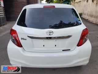 2013 Toyota VITZ