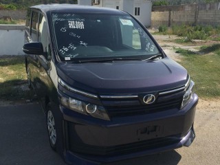 2014 Toyota Voxy for sale in St. James, Jamaica