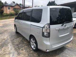 2009 Toyota Voxy for sale in Manchester, Jamaica