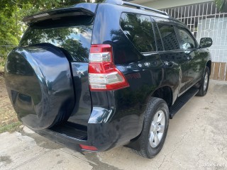 2011 Toyota Prado