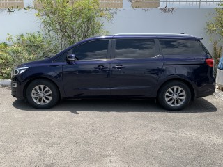 2020 Kia Carnival