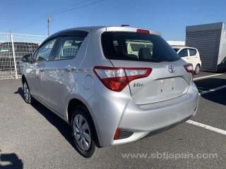 2017 Toyota Vitz