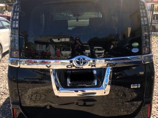 2015 Toyota Voxy