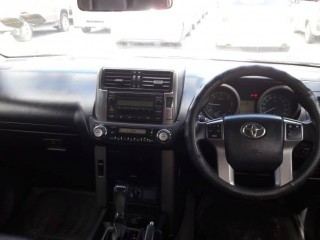 2011 Toyota Prado