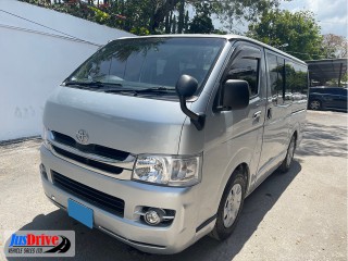 2009 Toyota HIACE