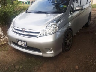 2011 Toyota Isis for sale in St. Catherine, Jamaica