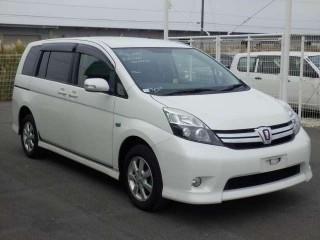 2013 Toyota ISIS PLATANA for sale in Kingston / St. Andrew, Jamaica