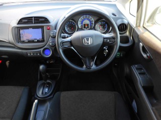2015 Honda Fit Shuttle Hybrid for sale in Kingston / St. Andrew, Jamaica